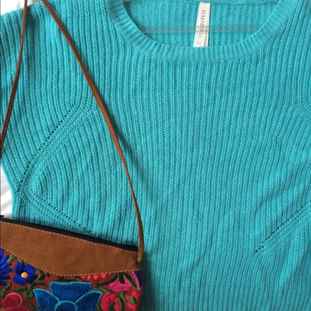 Blue Sweater - Picture 5 of 5
