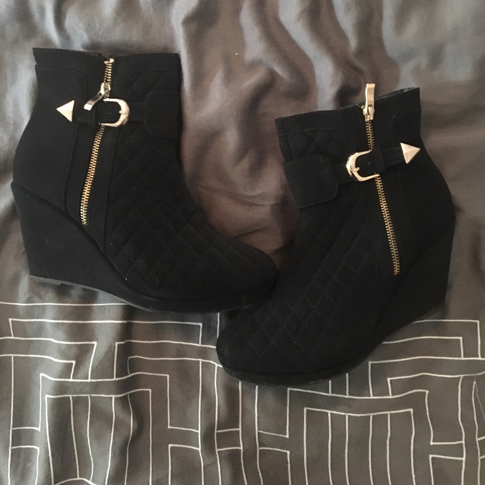 Black bootie wedges