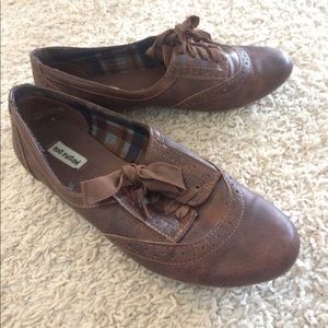Not Rated Brown Oxford Shoes Size 9