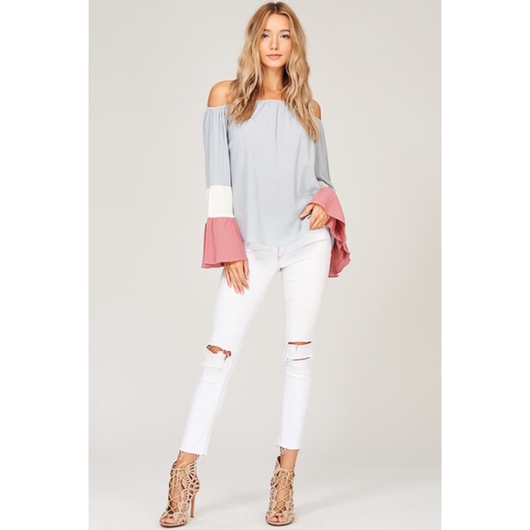 LAST ONE!! Off the Shoulder Color Blocked Top - Picture 3 of 6