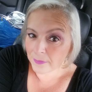 Meet your Posher, Roselle