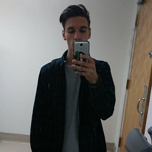 Meet your Posher, Nicholas