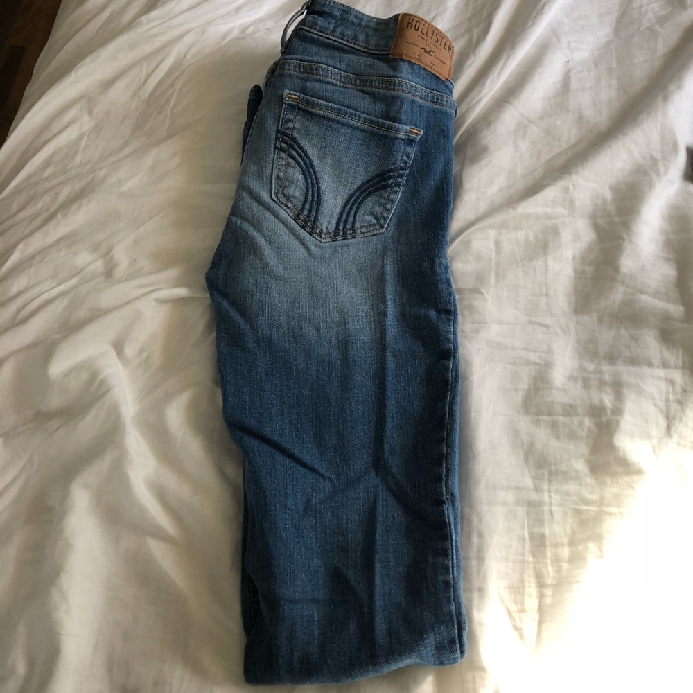 Hollister bootcut jeans in size 0R