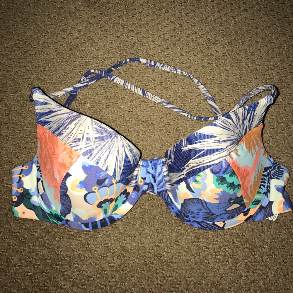 Masjid bikini top