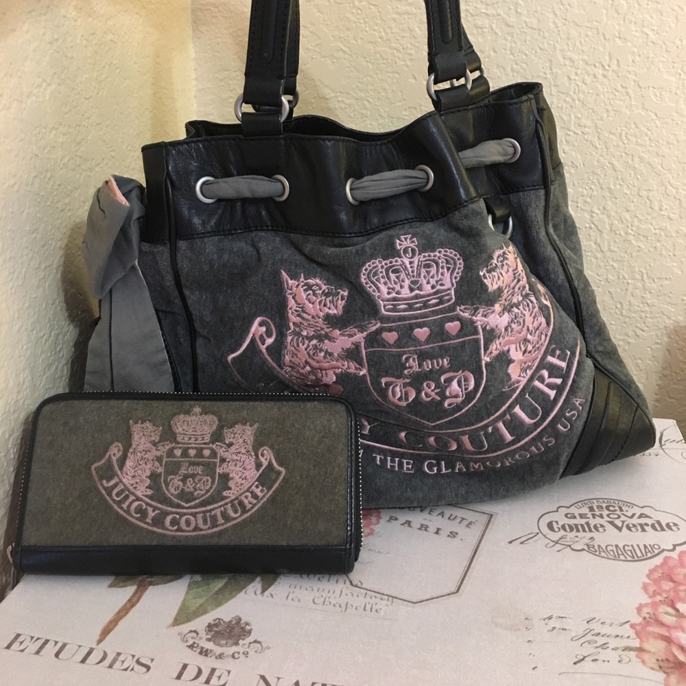 Juicy Couture Purse & Wallet