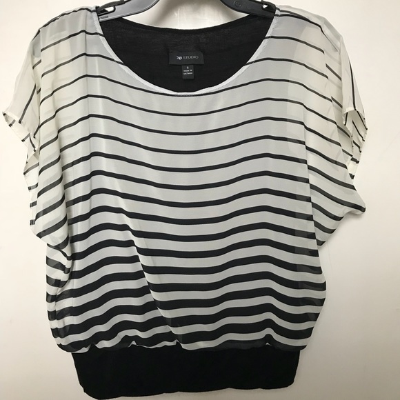 Top - Picture 4 of 8