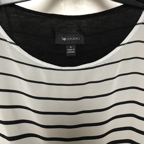 Top - Picture 5 of 8