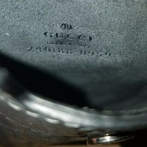 Like new 💯 Authentic GUCCI card holder/phone case