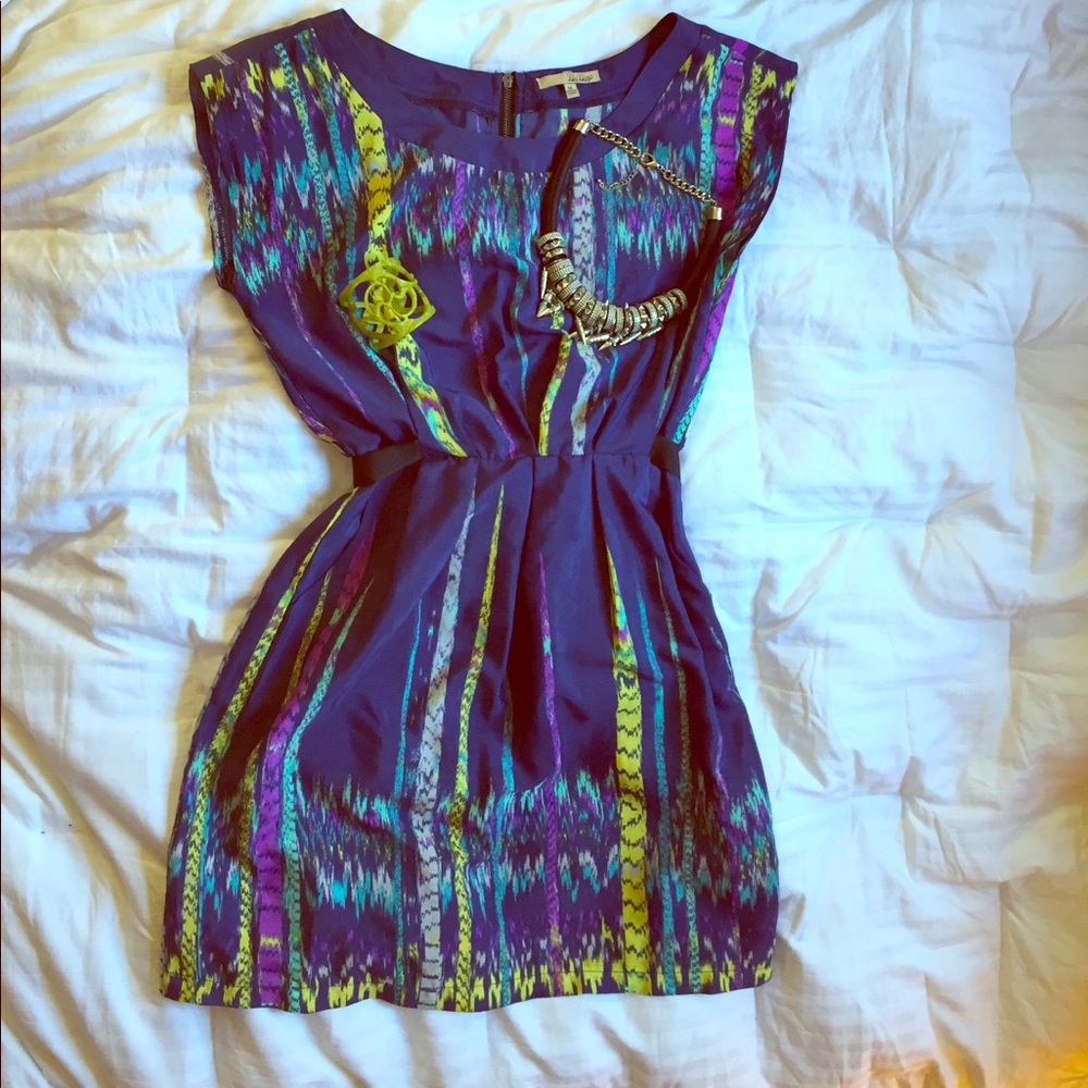 Cute chic dress 👄🕶