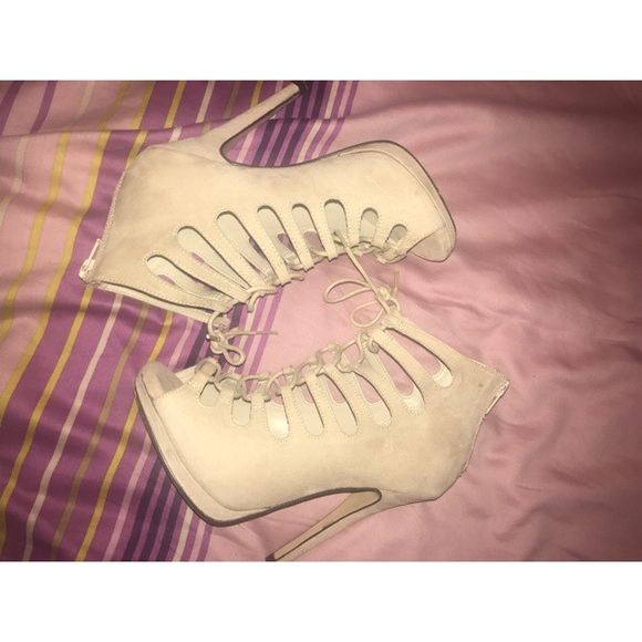 Call it Spring Suede Shoes - Picture 1 of 7