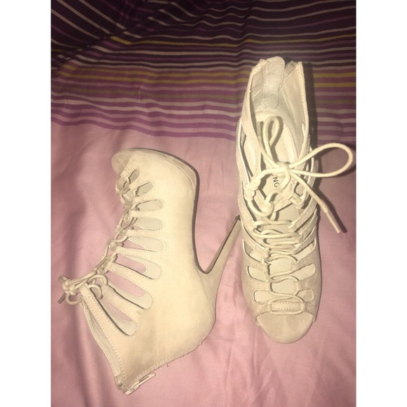 Call it Spring Suede Shoes - Picture 5 of 7