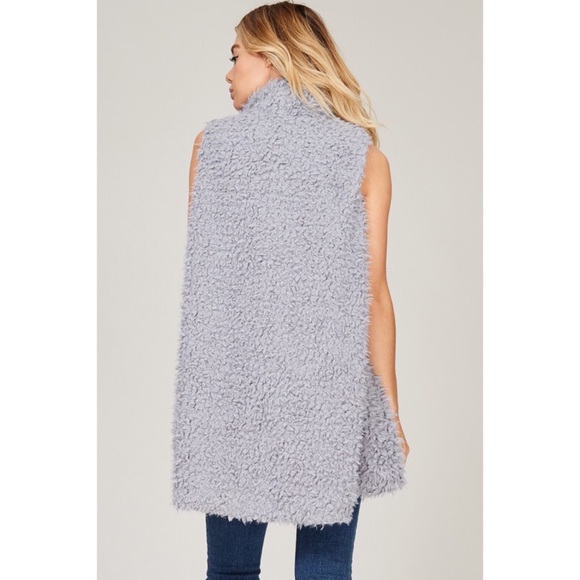 LAST ONE!! Faux Fur Shaggy Vest - Picture 3 of 6