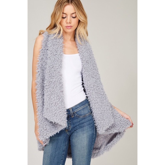 LAST ONE!! Faux Fur Shaggy Vest - Picture 5 of 6