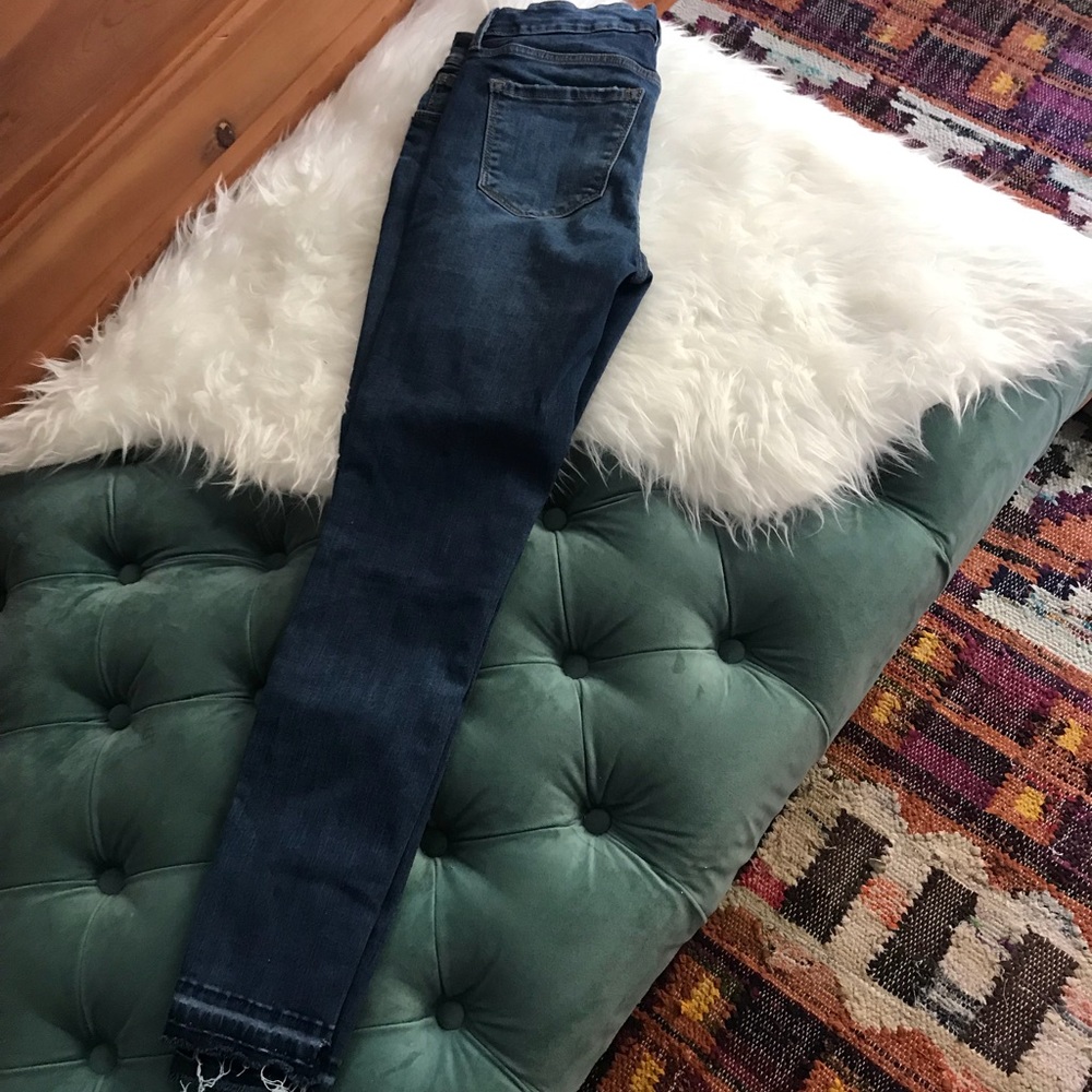 Old Navy Built in Sculpt Skinny Jeans