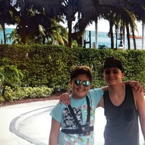 Meet your Posher, Christian