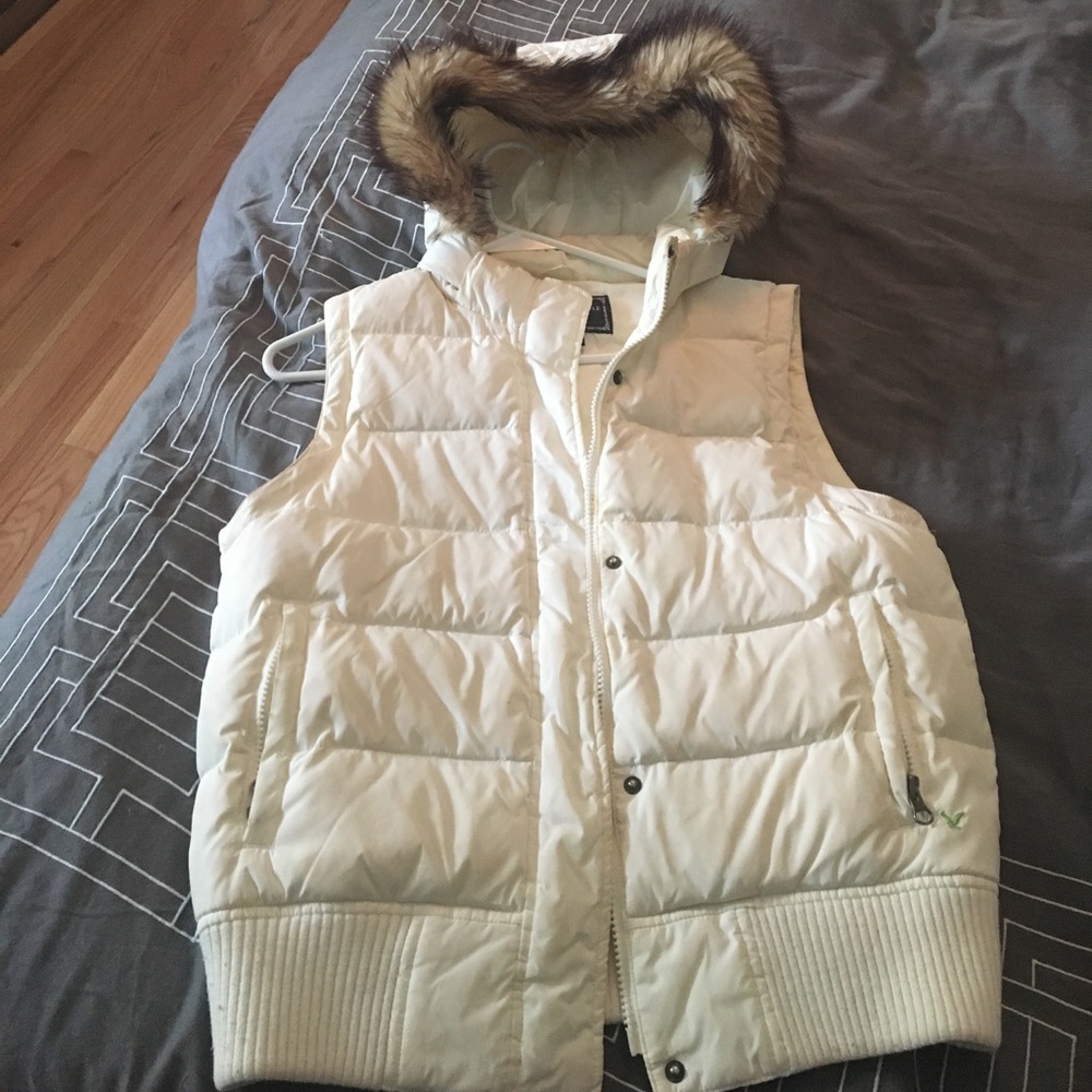 AE down vest