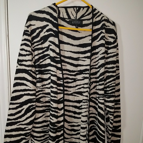 Kasper Sweaters - Final - 2x Kasper Long Open Cardigan