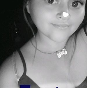 Meet your Posher, Elisha