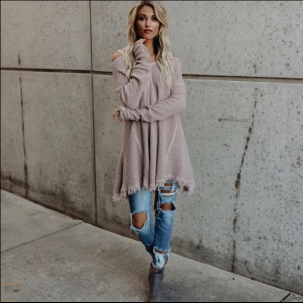 Last 1❣️ Mauve Cold Shoulder Sweater - Picture 3 of 7