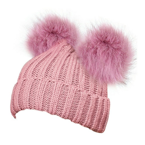 Double PomPom Cable Knit beanie - Picture 3 of 4