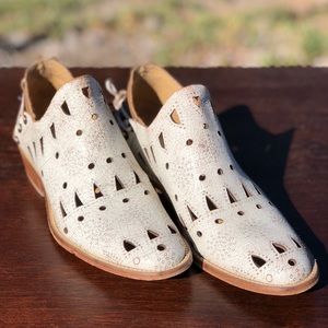 Musse & cloud booties