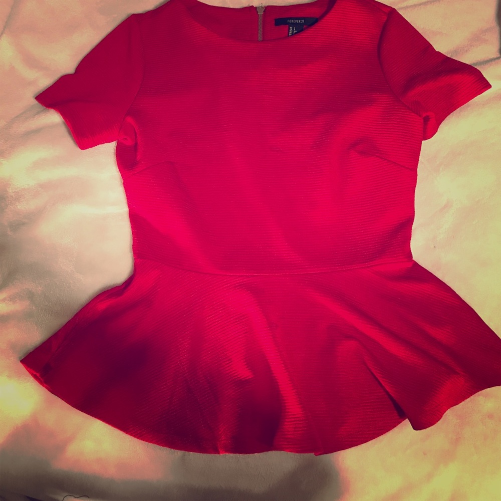 ❤️👠💃🏽 Red peplum blouse!!