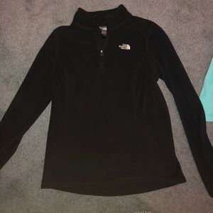 Black north face fleece quarter zip