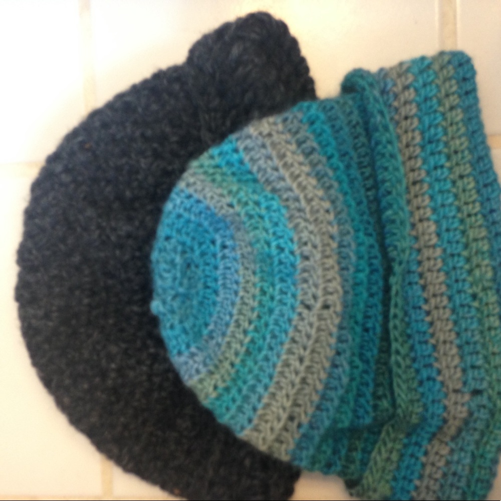 Crocheted hats in multicolors