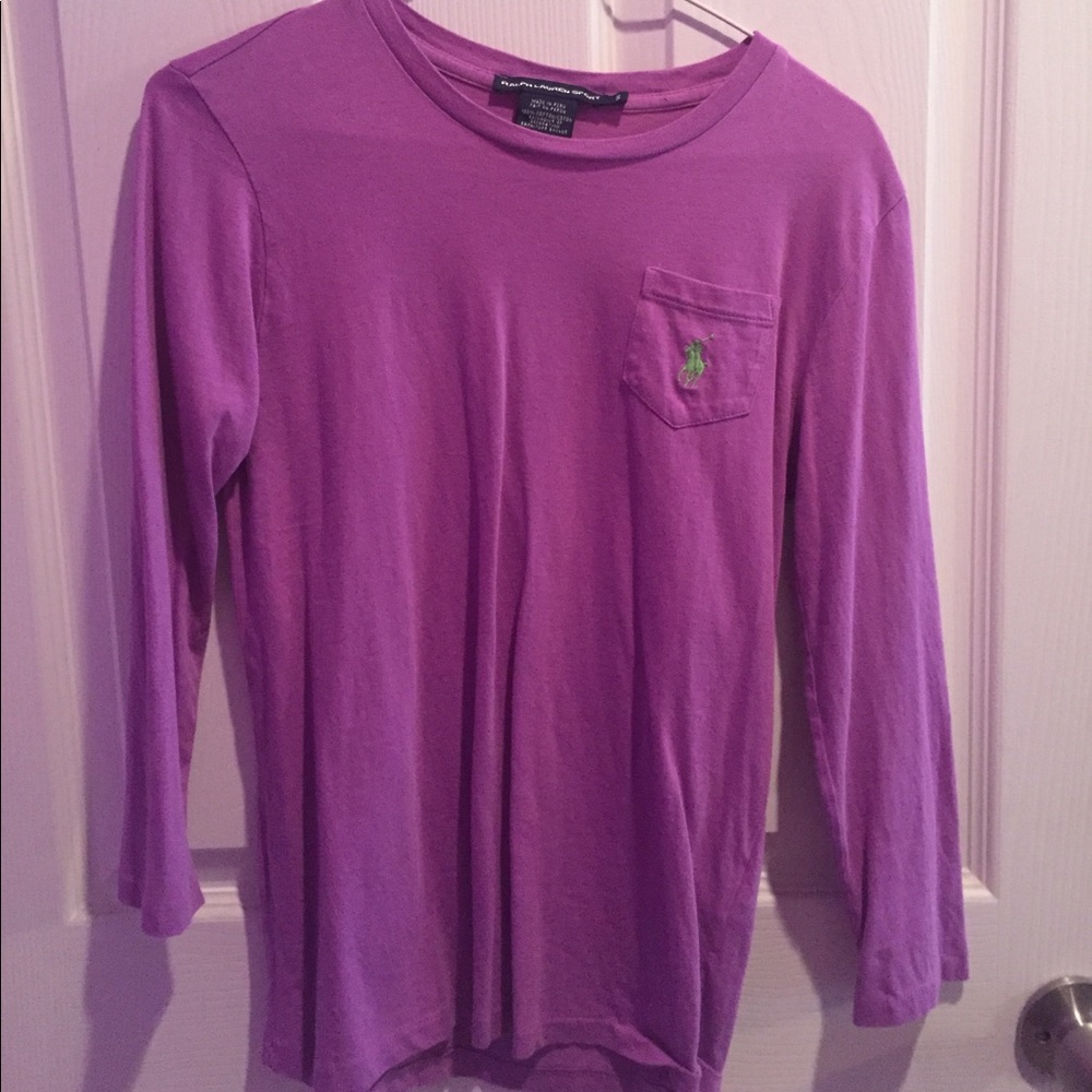 Purple quarter sleeve shirt