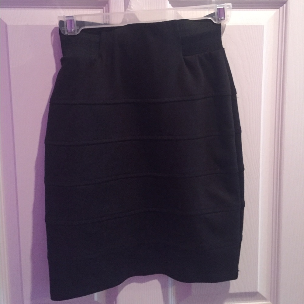 Black pencil skirt