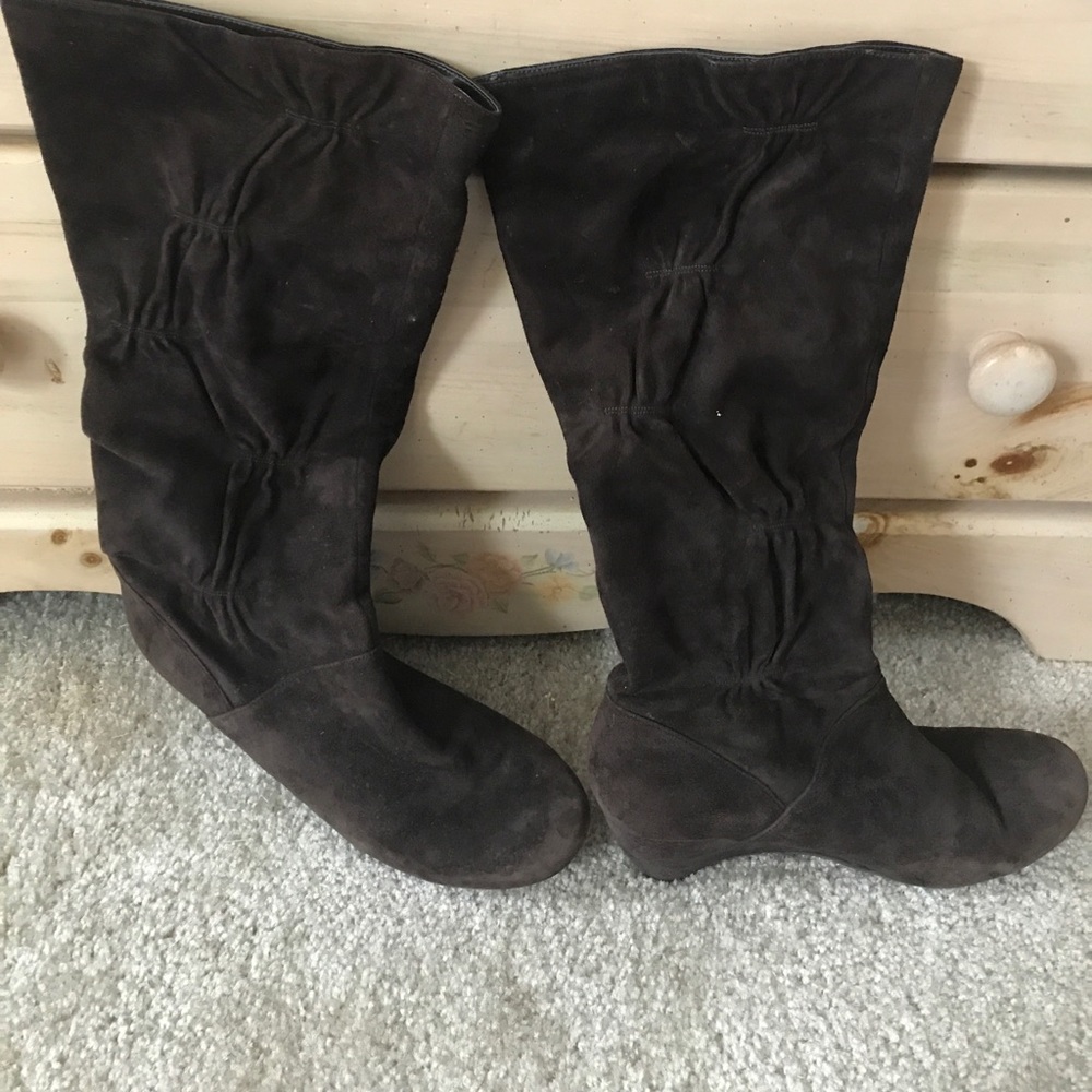 Brown suede wedge boots