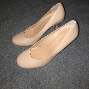 Nude patent pump