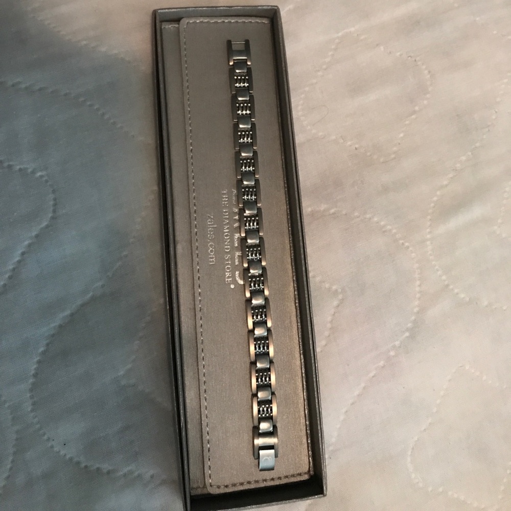 men’s bracelet
