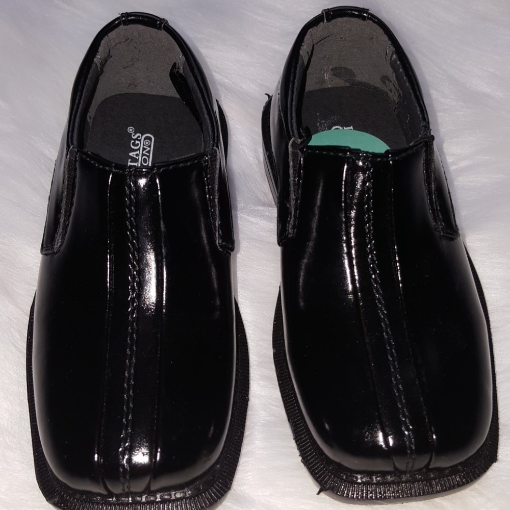 Slip-on Dress shoes size 5.5
