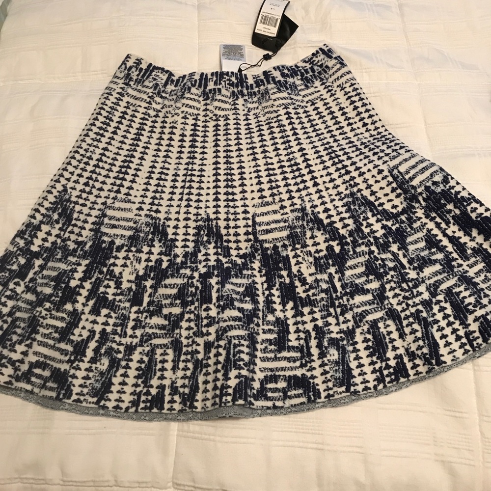 Bcbg skirt