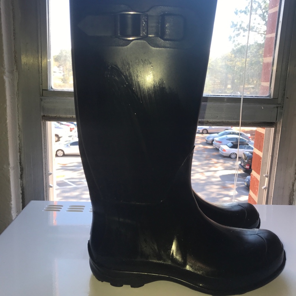 Black Rainboots - Picture 1 of 1
