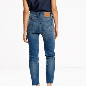 levi’s wedgie fit jeans