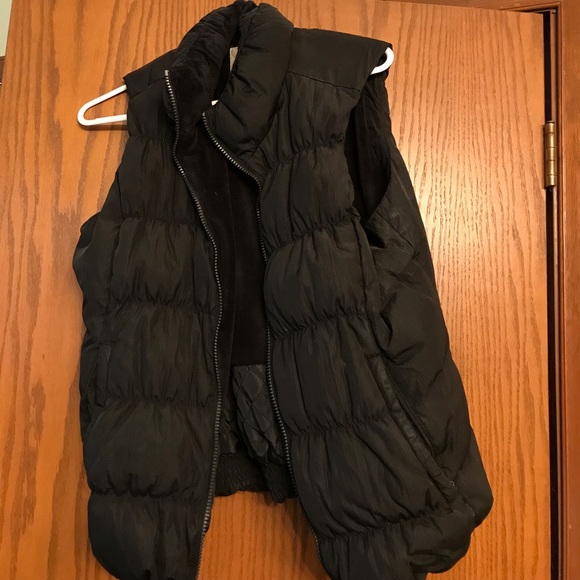 Eddie Bauer Goose Down vest black Woman’s Large - Picture 1 of 1