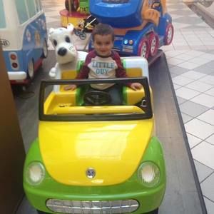 Meet your Posher, Abdelilah