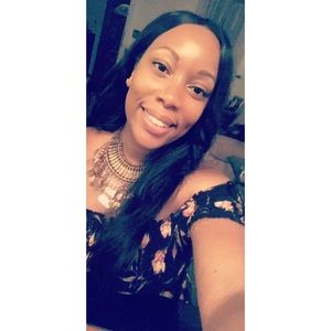 Meet your Posher, Yasmin