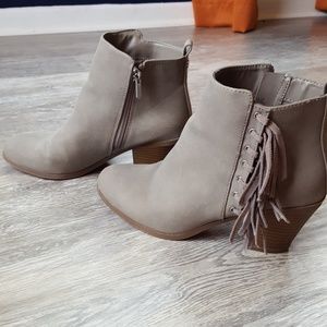 Taupe ankle boots 9.5