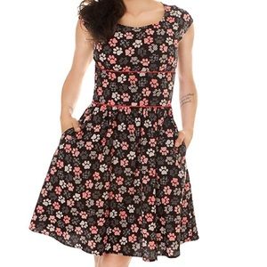 Modcloth Retrolicious Paw Print Dress NWOT