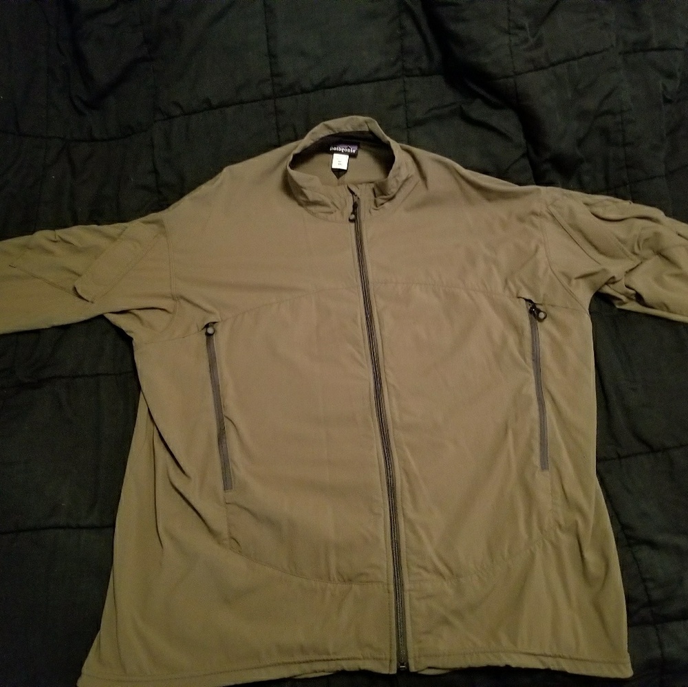 Patagonia wind breaker