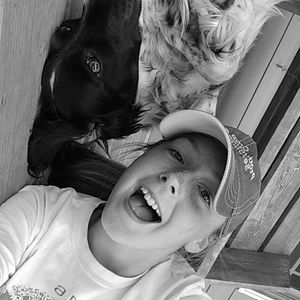 Meet your Posher, Addy