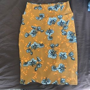 S LulaRoe Cassie