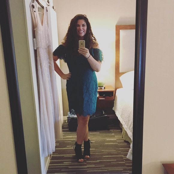 Meet your Posher, Bridget - Picture 3 of 3