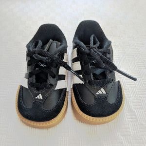 Adidas samba infant shoes, brand new, size 3
