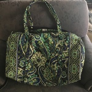 Vera Bradley travel bag