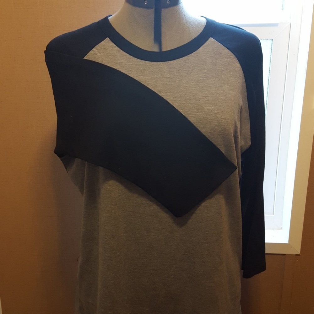 Black and gray Randy