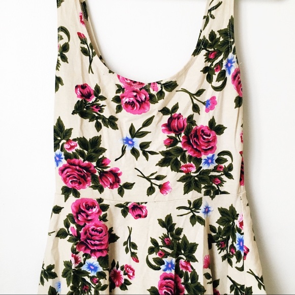 Floral Dress - Picture 2 of 3